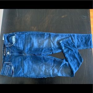 High rise skinny Levi’s jeans